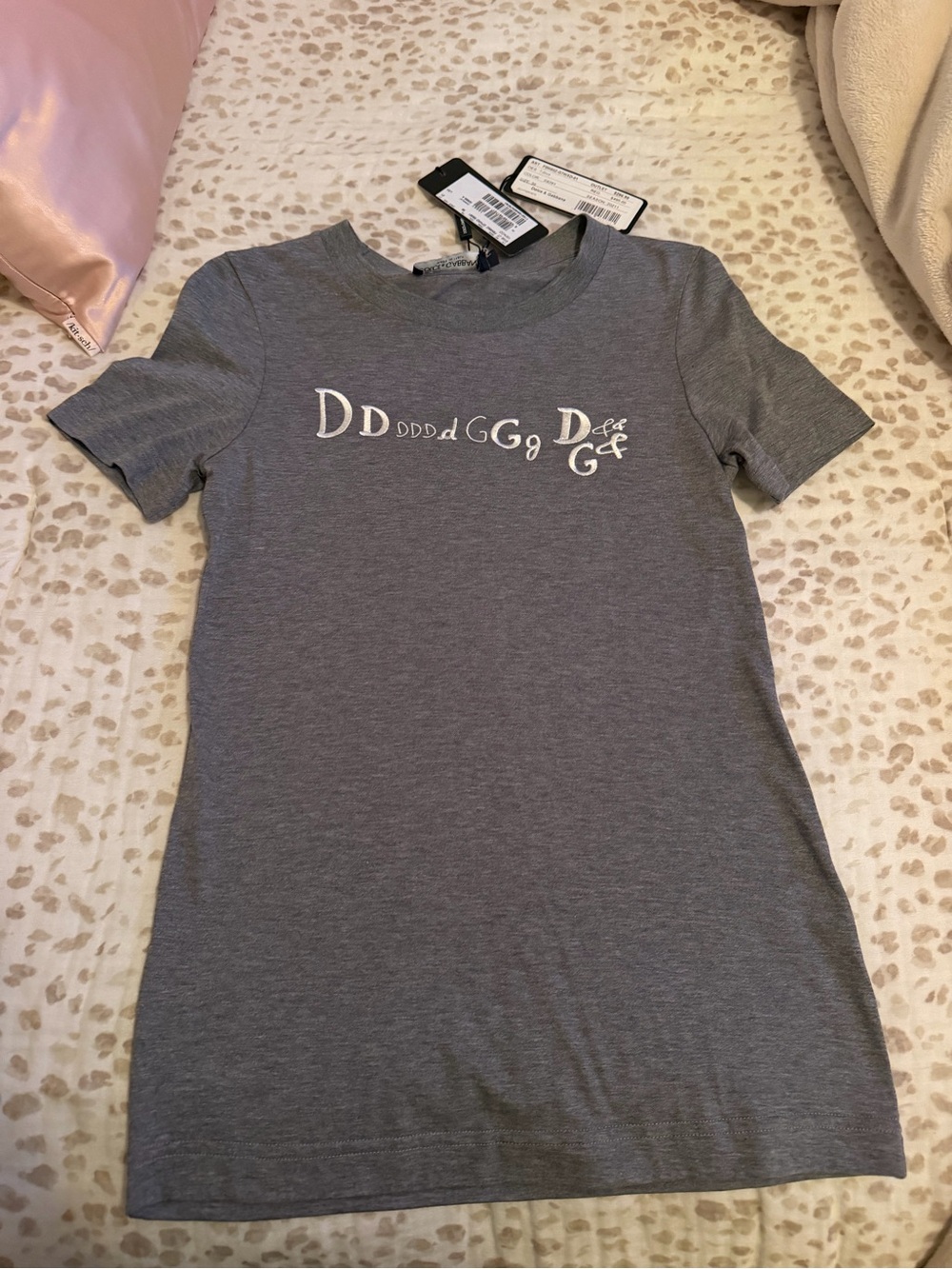 DOLCE & GABBANA
EMBROIDERED MONOGRAM T-SHIRT